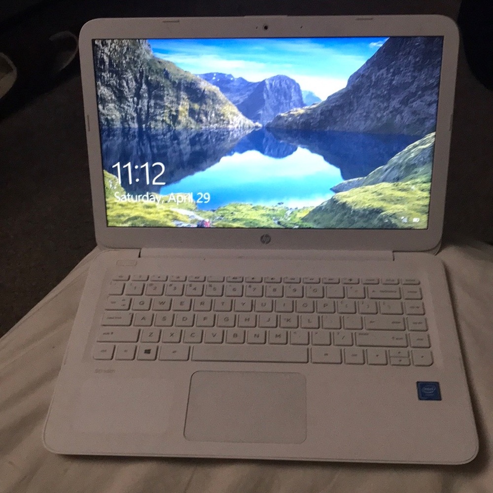 Hp laptop model 14-ax022nr